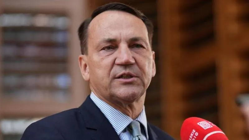 Poland Announces a Mild Thaw in Relations with Belarus