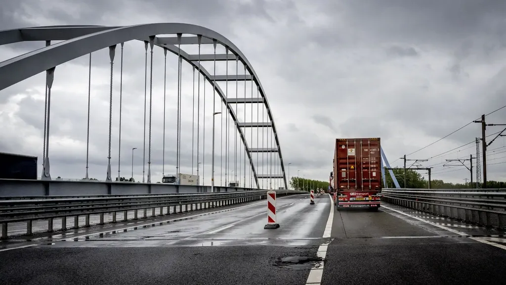 Millions blow to transport sector as Suurhoff Bridge faults expose neglect
