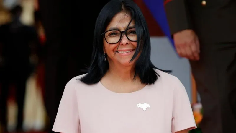 Rodríguez Opposes Dollarization of Venezuela