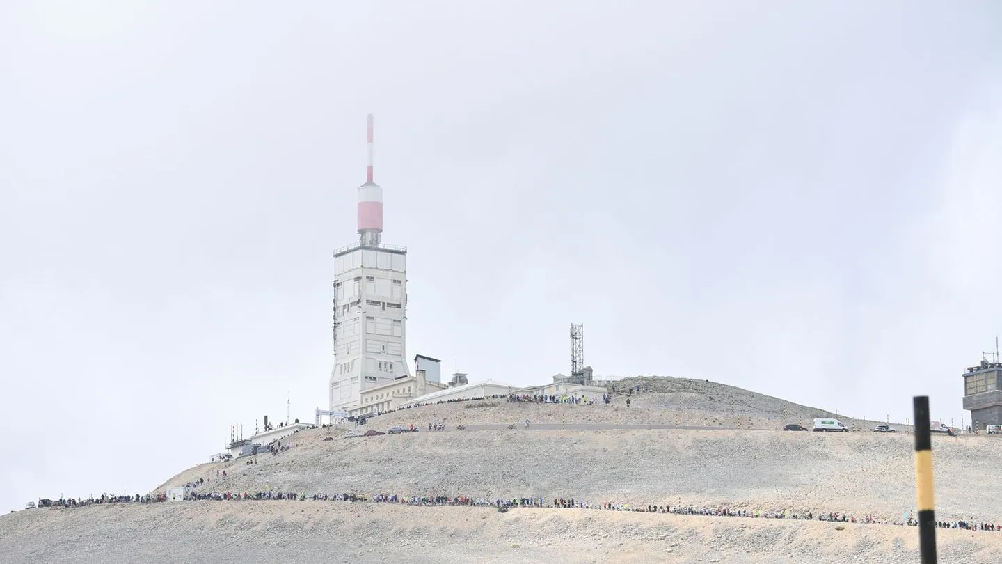 Tour de France Women: Polish Rider Conquers Mont Ventoux and Claims Yellow