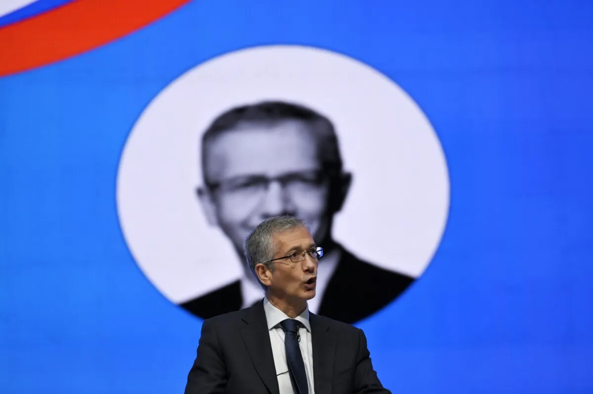 Will Klaas Knot Become ECB President? Meet His Spanish Rival