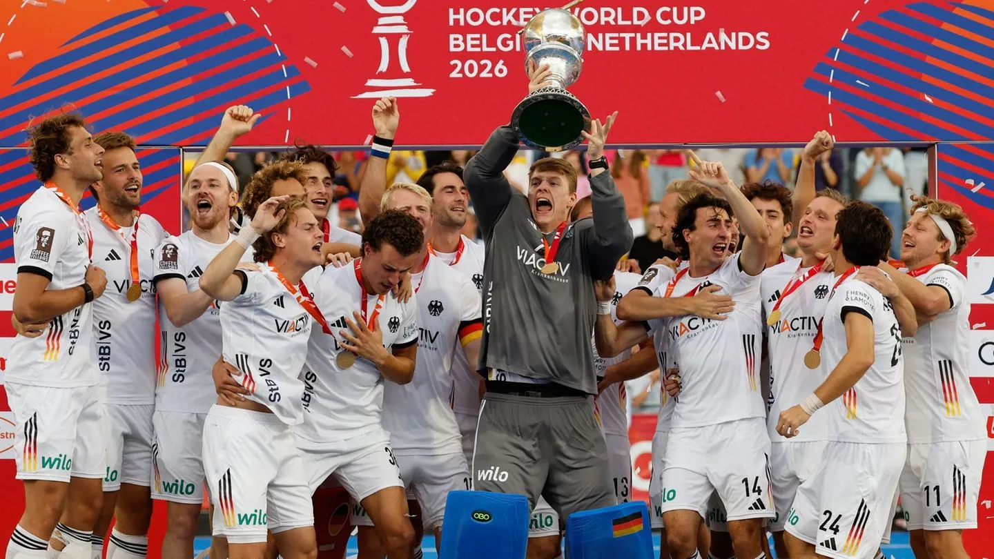 World Championship: Fourth World Title — Men's Hockey Celebrate Historic Victory