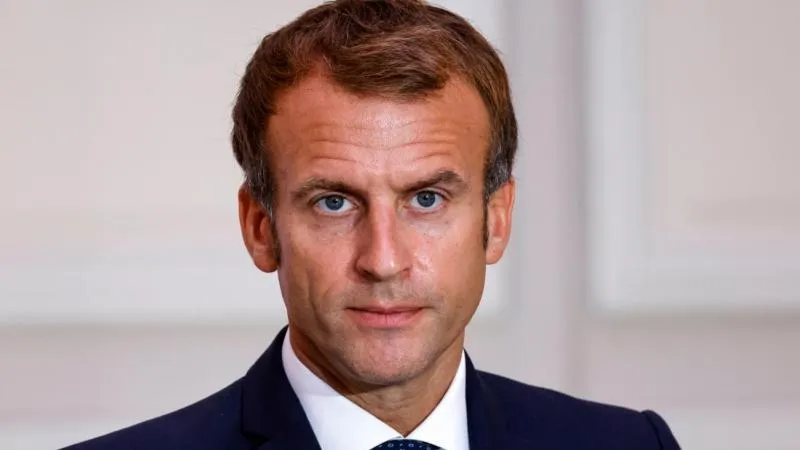 Macron announces a ban on all protests in the coming days