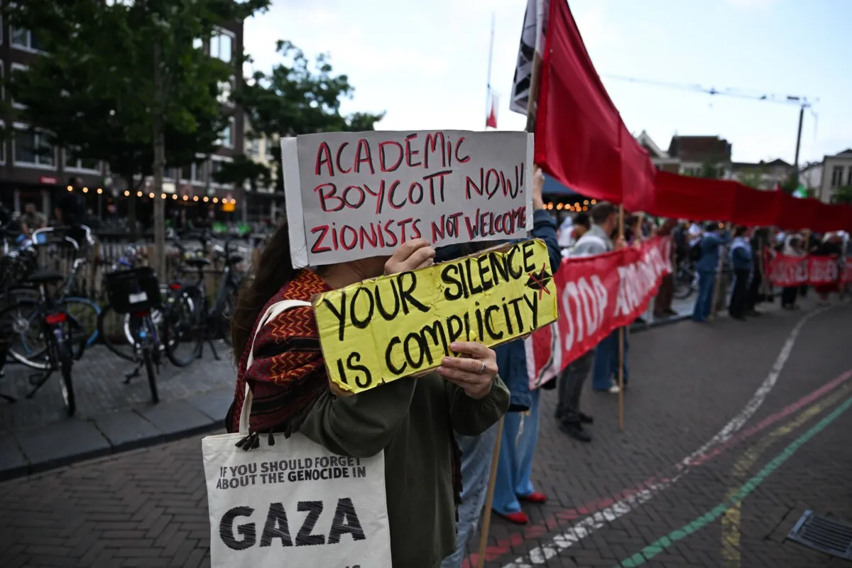 Carel Stolker: boycotting a student debate shows need for decisive leadership